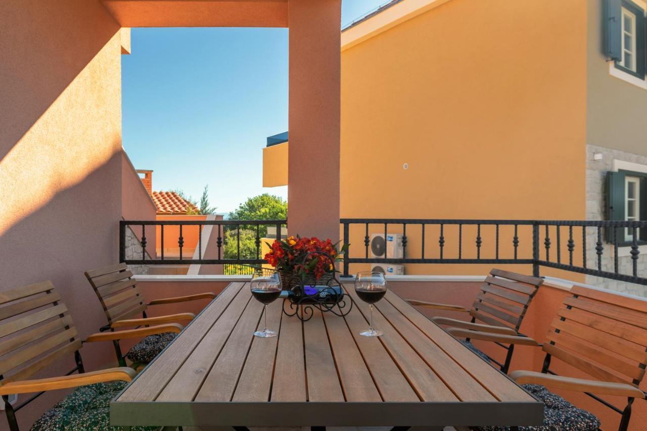 Hana Luxury Apartment With Sea View Sali Eksteriør billede